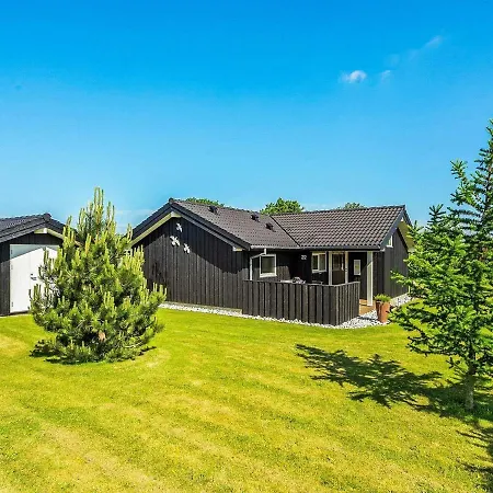 Feriehus Three-bedroom In 5 Nordborg