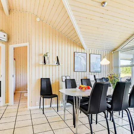 Three-bedroom Holiday In 5 * Nordborg